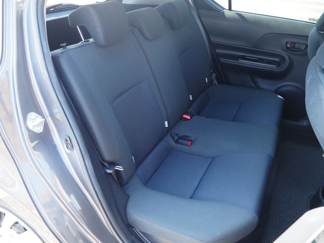 TOYOTA AQUA 2015 Image 31