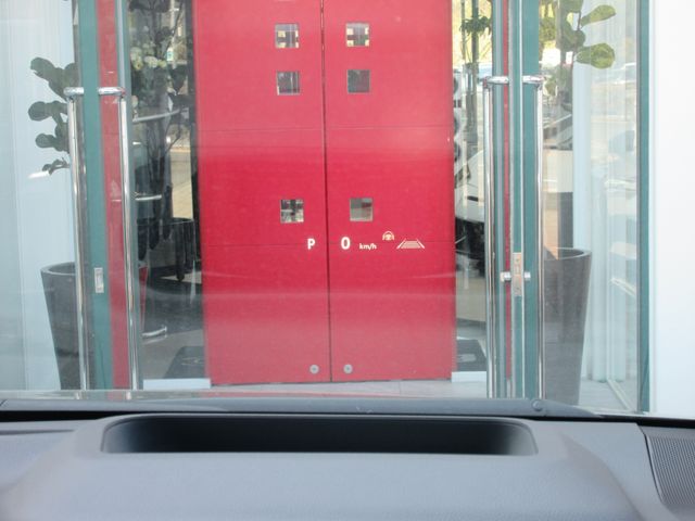 TOYOTA VELLFIRE  HYBRID 2026 Image 31