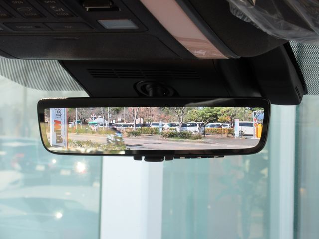 TOYOTA VELLFIRE  HYBRID 2026 Image 31