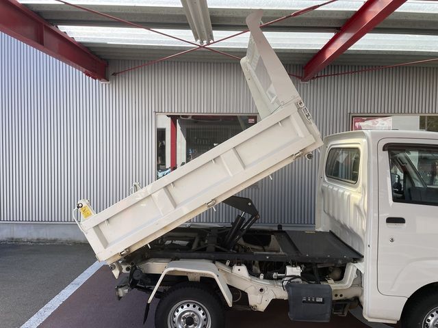 DAIHATSU HIJET TRUCK 4WD 2015 Image 31