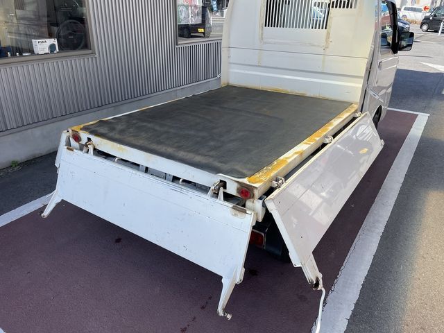 DAIHATSU HIJET TRUCK 4WD 2015 Image 31