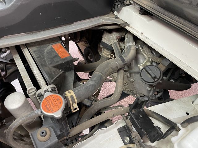 DAIHATSU HIJET TRUCK 4WD 2015 Image 31