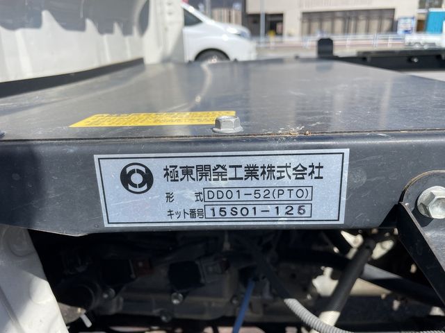 DAIHATSU HIJET TRUCK 4WD 2015 Image 31