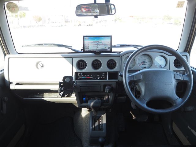 SUZUKI JIMNY 4WD 1998 Image 31