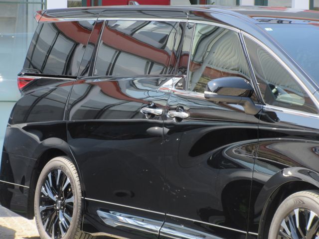 TOYOTA VELLFIRE  HYBRID 4WD 2025 Image 31