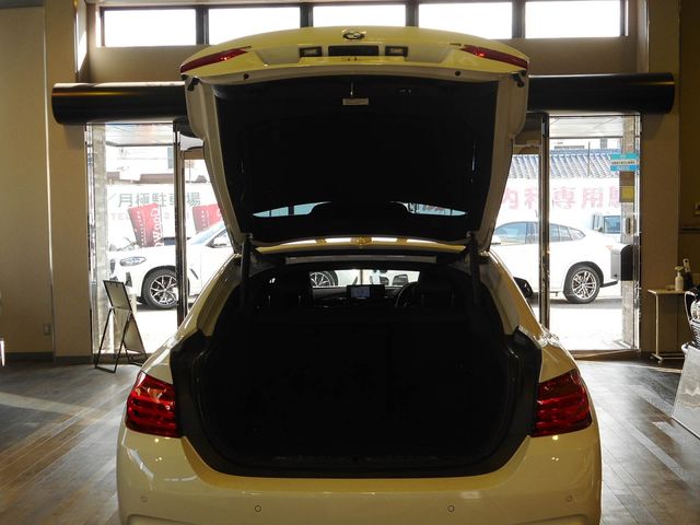 BMW 4SERIES GRAN COU 2015 Image 31