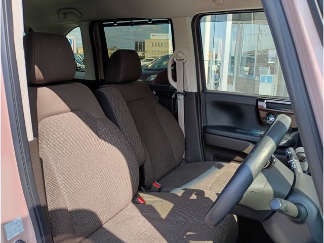 HONDA N BOX 2021 Image 31