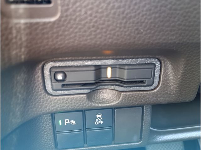 HONDA N BOX 2021 Image 31