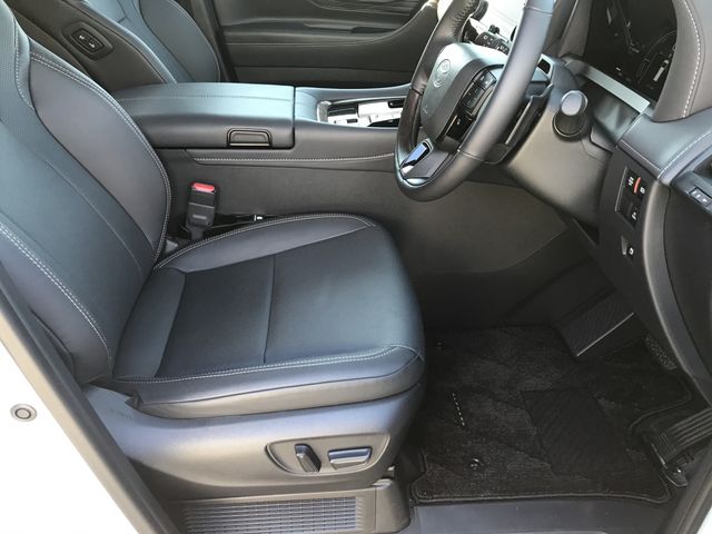 TOYOTA ALPHARD HYBRID 2025 Image 31