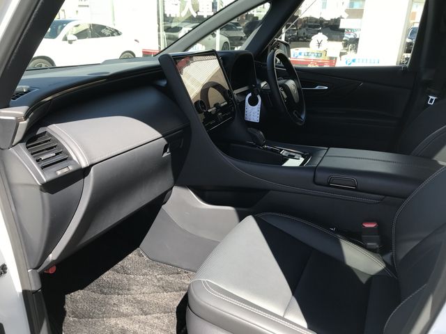 TOYOTA ALPHARD HYBRID 2025 Image 31