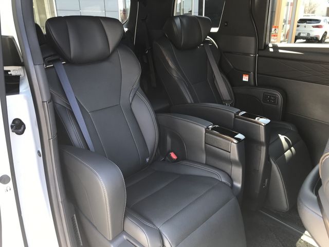 TOYOTA ALPHARD HYBRID 2025 Image 31