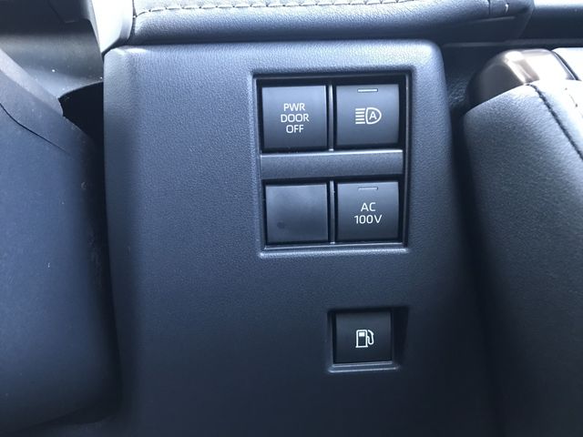 TOYOTA ALPHARD HYBRID 2025 Image 31