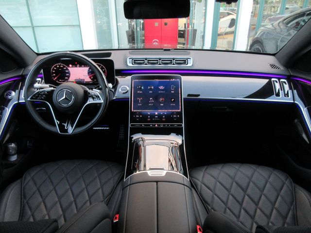 MERCEDES BENZ S CLAS 2025 Image 31