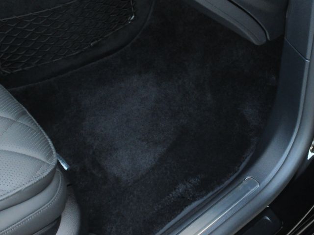 MERCEDES BENZ S CLAS 2025 Image 31