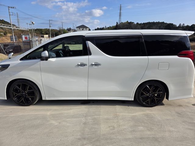 TOYOTA ALPHARD 2017 Image 31