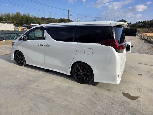 TOYOTA ALPHARD 2017 Image 31