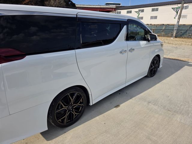 TOYOTA ALPHARD 2017 Image 31