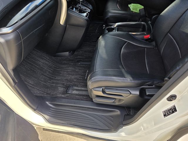 TOYOTA ALPHARD 2017 Image 31