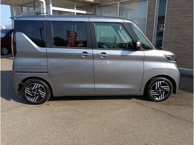 NISSAN ROOX 2024 Image 31