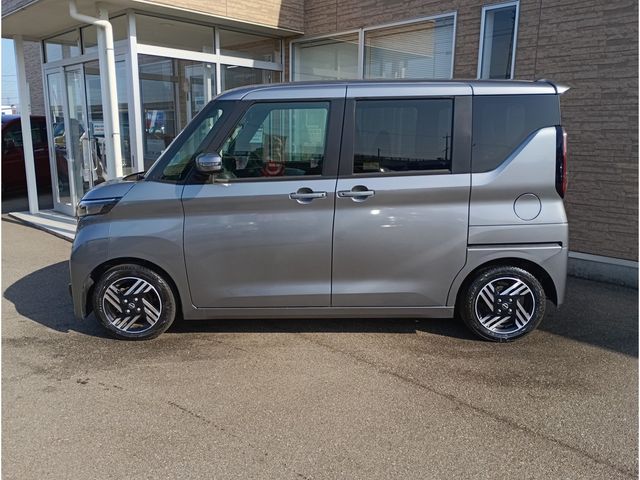 NISSAN ROOX 2024 Image 31