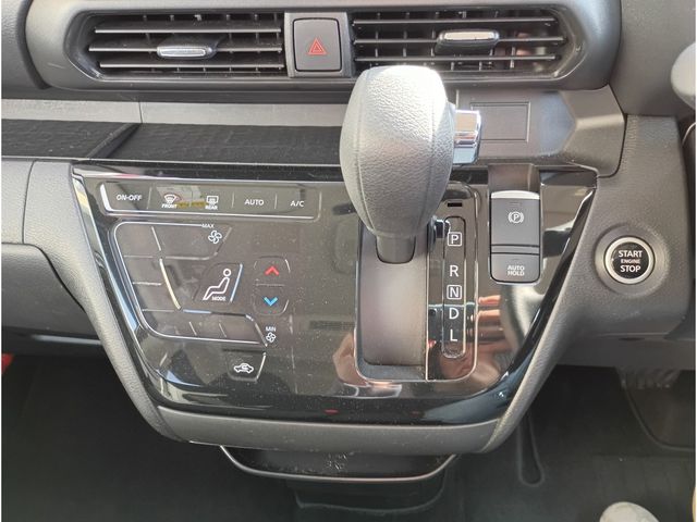 NISSAN ROOX 2024 Image 31