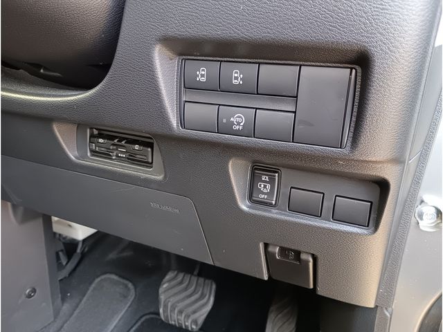 NISSAN ROOX 2024 Image 31