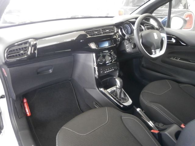 CITROEN DS3 CABRIO 2016 Image 31