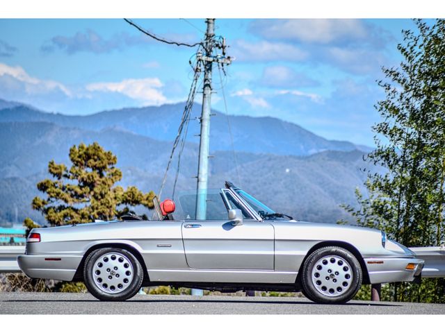 ALFAROMEO SPIDER 1991 Image 31