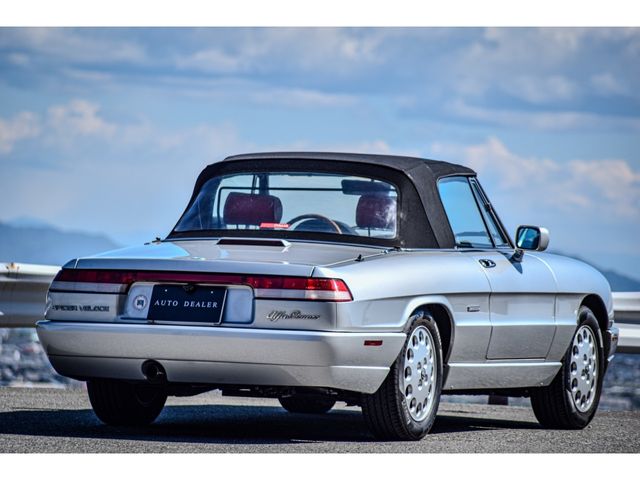 ALFAROMEO SPIDER 1991 Image 31