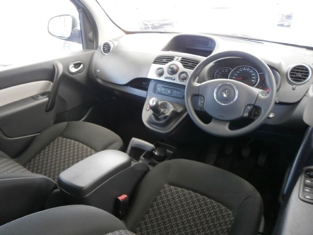 RENAULT KANGOO 2013 Image 31