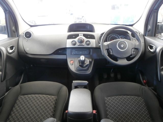RENAULT KANGOO 2013 Image 31