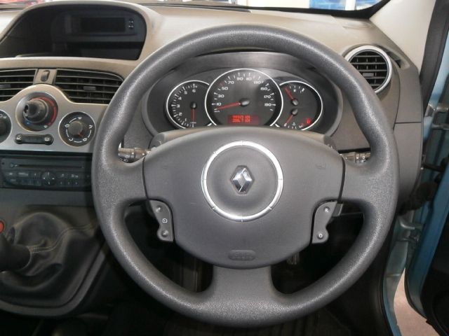 RENAULT KANGOO 2013 Image 31