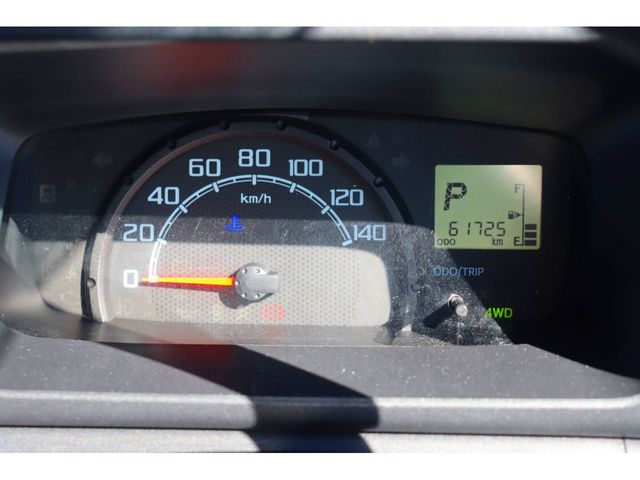 DAIHATSU HIJET TRUCK 4WD 2022 Image 31