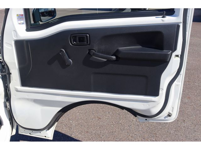 DAIHATSU HIJET TRUCK 4WD 2022 Image 31