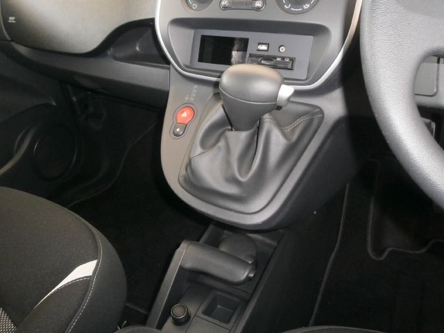 RENAULT KANGOO 2016 Image 31