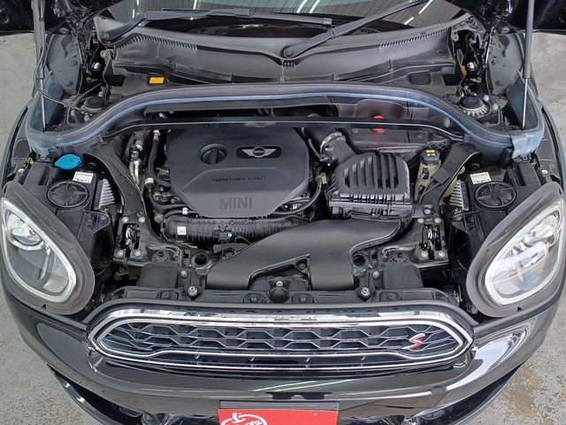 BMW MINI COOPER S CR 2019 Image 31