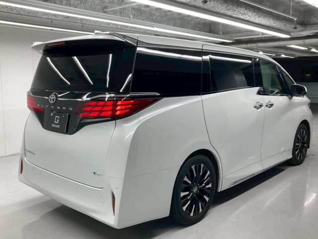 TOYOTA ALPHARD HYBRID 2025 Image 31