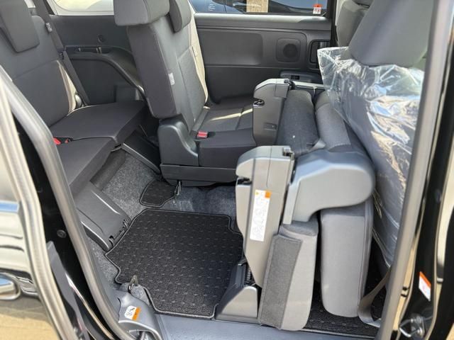 TOYOTA SIENTA 2026 Image 31