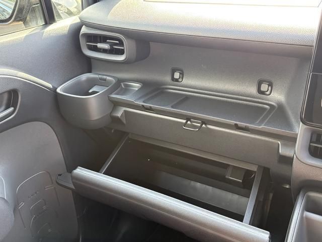 TOYOTA SIENTA 2026 Image 31