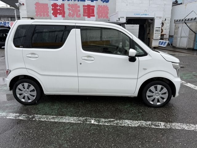 SUZUKI WAGON R 2022 Image 31