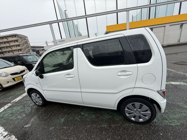 SUZUKI WAGON R 2022 Image 31