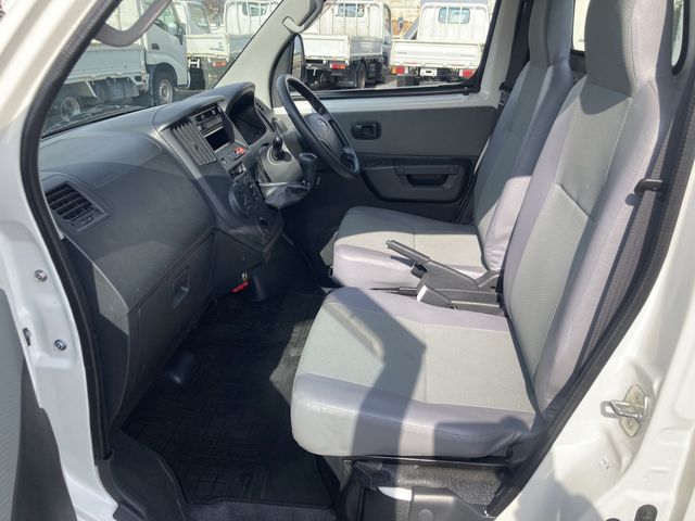 TOYOTA LITEACE TRUCK 2WD 2011 Image 31