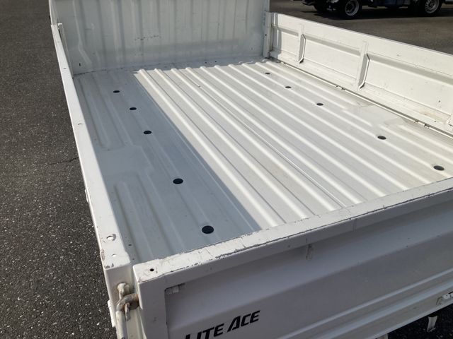 TOYOTA LITEACE TRUCK 2WD 2011 Image 31