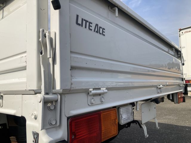 TOYOTA LITEACE TRUCK 2WD 2011 Image 31