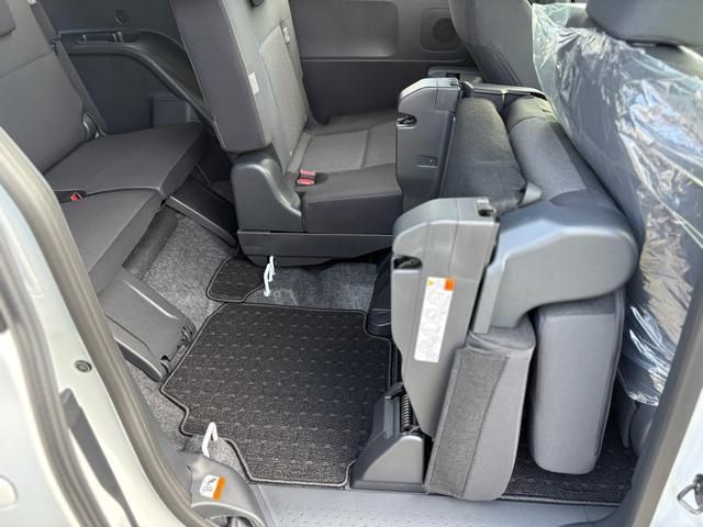 TOYOTA SIENTA 2026 Image 31