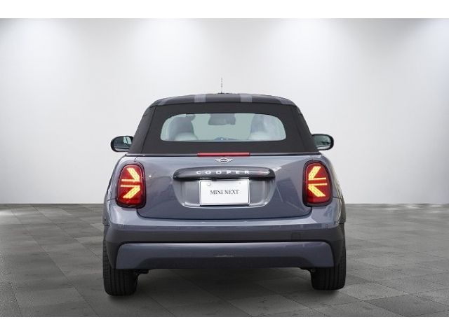 BMW MINI COOPER OPEN 2025 Image 31