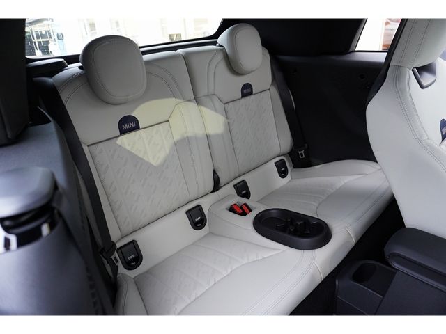 BMW MINI COOPER OPEN 2025 Image 31