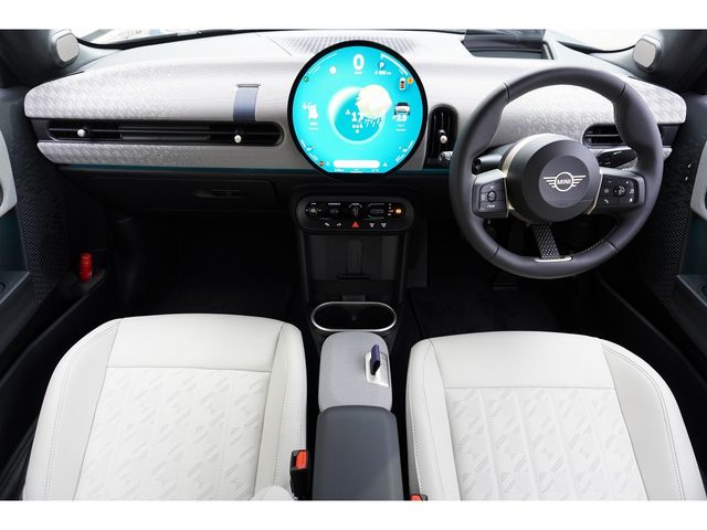 BMW MINI COOPER OPEN 2025 Image 31