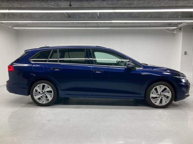 VOLKSWAGEN GOLF VARI 2024 Image 31