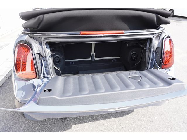 BMW MINI COOPER OPEN 2025 Image 31